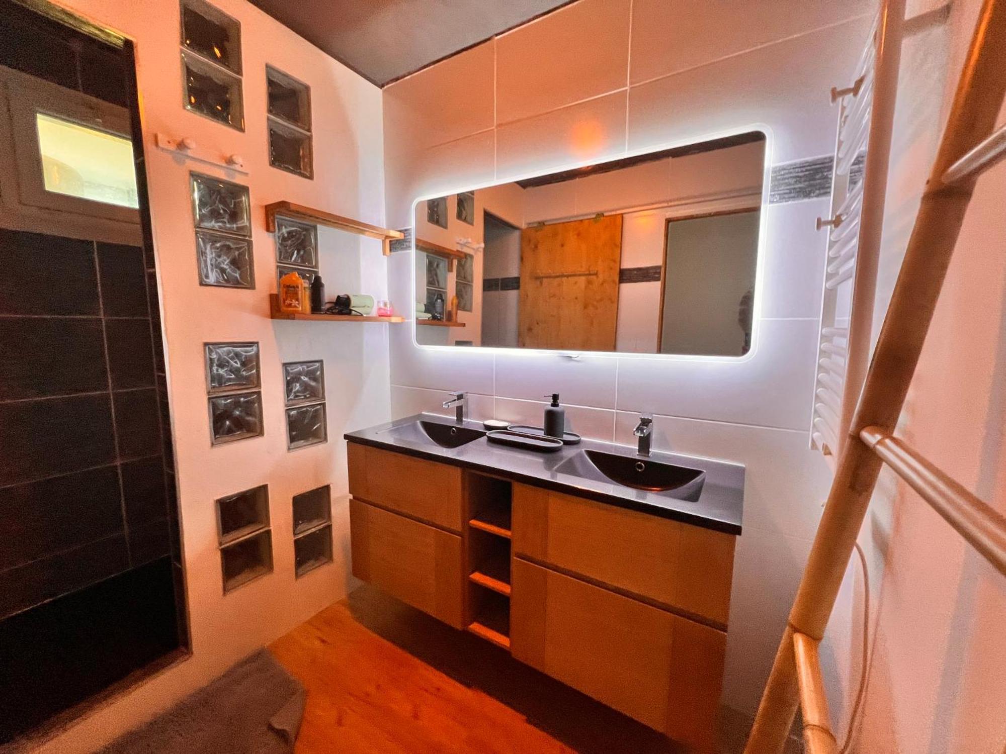 Appartement, 3 Chambres, Vue Panoramique, Parking, Acces Ville Бриньол Екстериор снимка