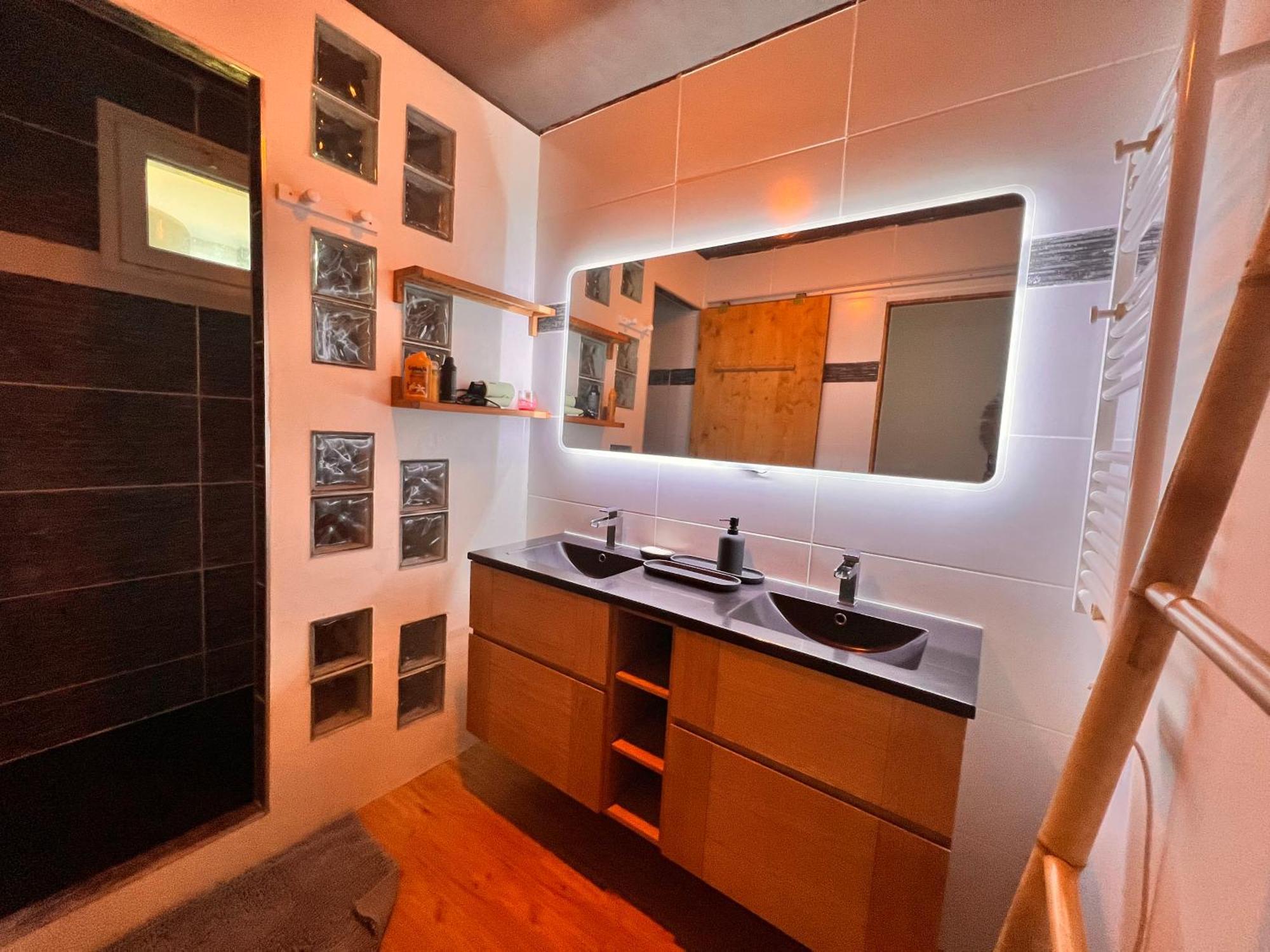 Appartement, 3 Chambres, Vue Panoramique, Parking, Acces Ville Бриньол Екстериор снимка